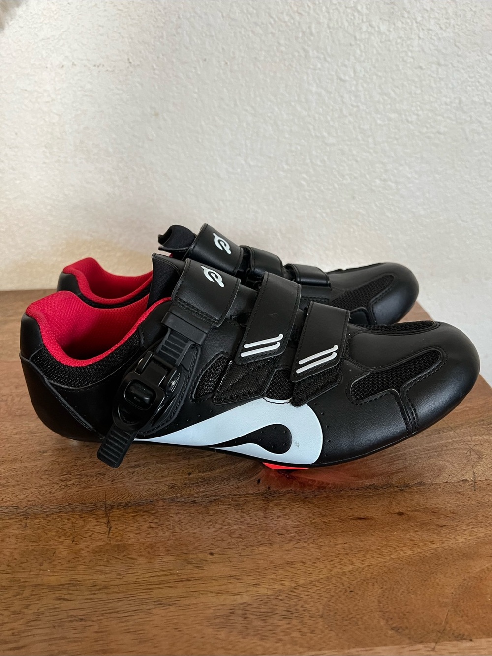 Peloton Cycling Shoes Womens Black with Cleats Bicycle Athletic IndoorSize 42